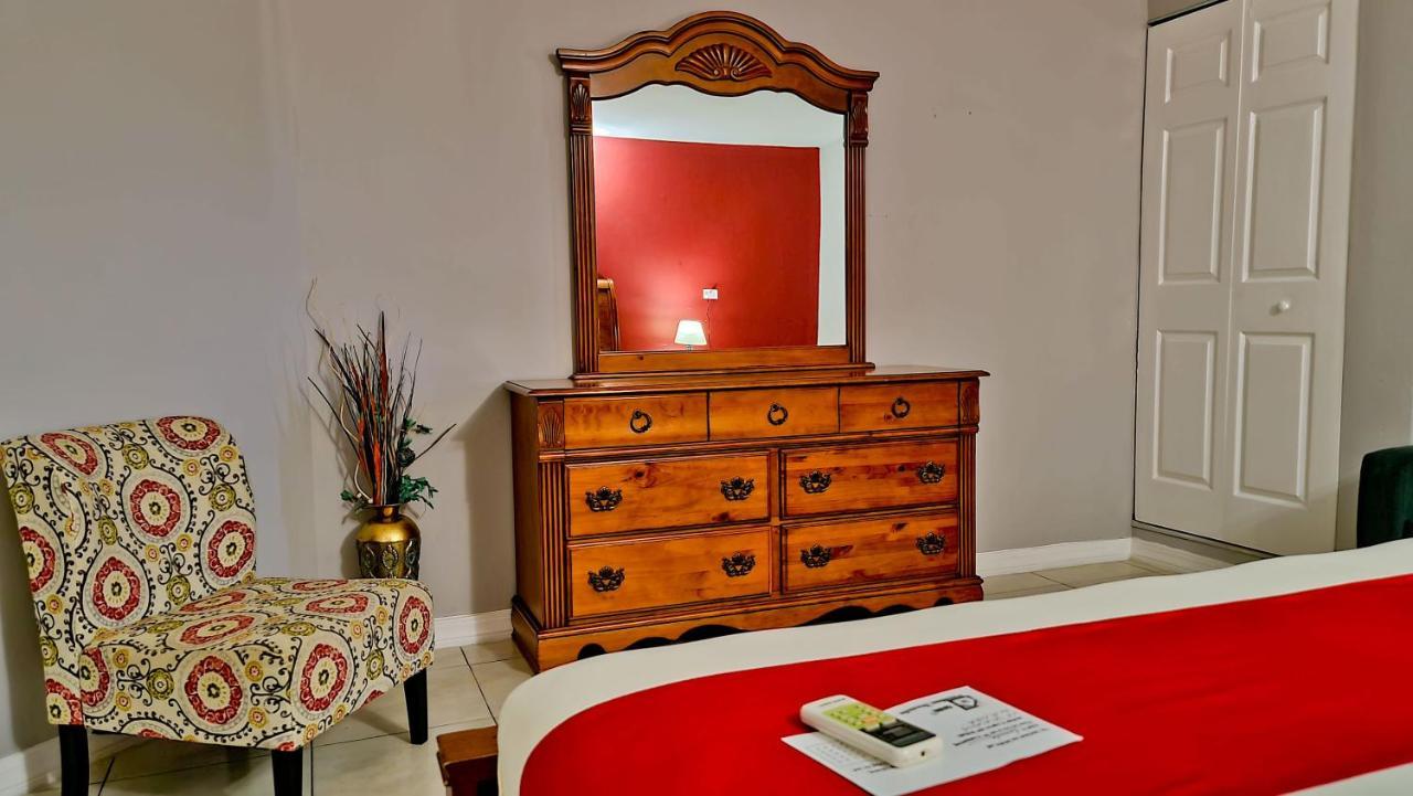 Donhead New Kingston Apt 5 Bagian luar foto