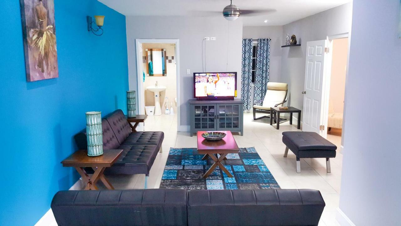 Donhead New Kingston Apt 5 Bagian luar foto